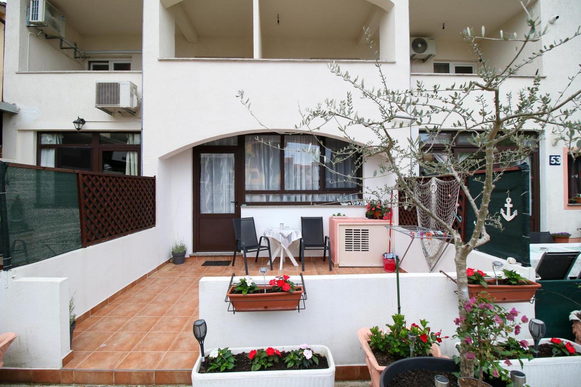 Apartment Svid โรวีน ภายนอก รูปภาพ